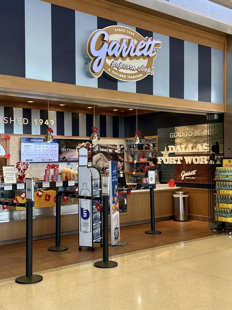 GARRETT POPCORN SHOPS Updated October 2024 44 Photos & 14 Reviews