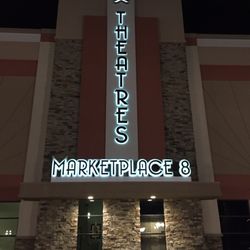 B&B Theatres Grain Valley Marketplace 8