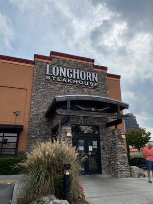 LongHorn Steakhouse by null