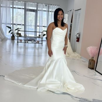 Lovu Lovu - Wedding dress - Bridal Near Me - Fort Lauderdale, Florida