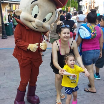 Six Flags America - Amusement Parks Near Me - Bowie, Maryland