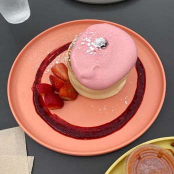 Burnt Crumbs - Strawberry Soufflé Pancake - New American Near Me - Irvine, California