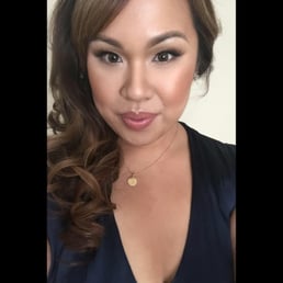 Rachelle made me up for a summer daytime to evening wedding. She made me glow! =) So many compliments on my makeup that night! Rachelle made me up for a summer daytime to evening wedding. She made me glow! =) So many compliments on my makeup that night!