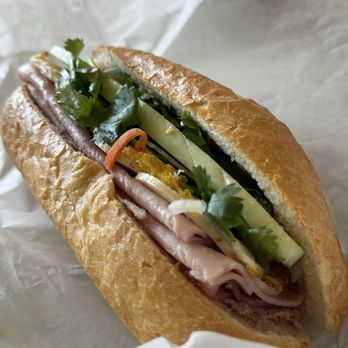 Cam Huong Cafe Deli - Chicken banh mi with fried egg - Vietnamese Near Me - Oakland, California Cam Huong Cafe Deli - Chicken banh mi with fried egg - Vietnamese Near Me - Oakland, California