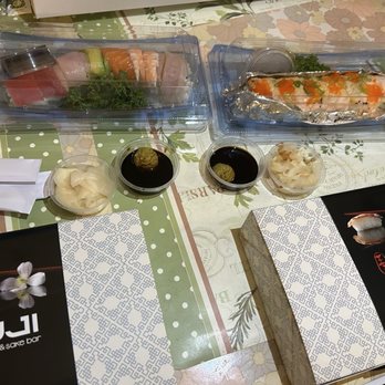 OJI Sushi & Sake Bar - Sushi Bars Near Me - Pasadena, California OJI Sushi & Sake Bar - Sushi Bars Near Me - Pasadena, California
