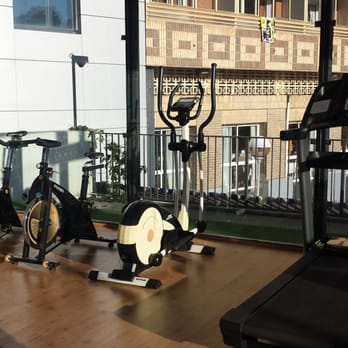 Hotel Maya Alicante - The gym, everything metal will burn you but you'll sweat buckets, it's great. - Hotels Near Me - Alicante, A