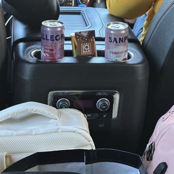 Moon Limo - Snacks - Limos Near Me Moon Limo - Snacks - Limos Near Me