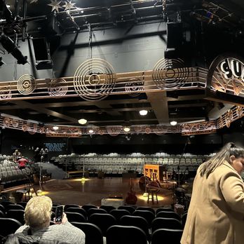 Marriott Theatre - Performing Arts Near Me - Lincolnshire, Illinois Marriott Theatre - Performing Arts Near Me - Lincolnshire, Illinois