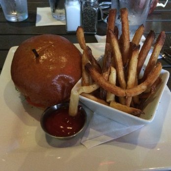 Baker's Crust Artisan Kitchen - Lamb Burger - Breakfast & Brunch Near Me - Ashburn, Virginia