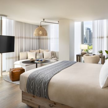 1 Hotel Toronto - Panoramic King Room - Hotels Near Me - Toronto, Ontario