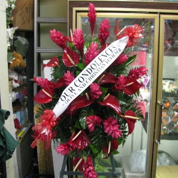 Flower Fair - Beautiful spray for my uncle. May he rest in peace. - Florists Near Me - Honolulu, Hawaii Flower Fair - Beautiful spray for my uncle. May he rest in peace. - Florists Near Me - Honolulu, Hawaii