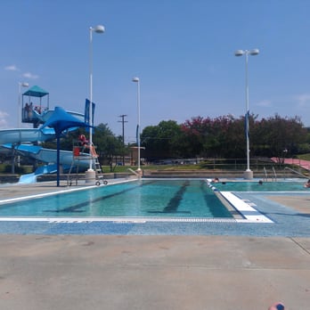 Central Aquatics Center - Swimming Lessons/Schools Near Me - Hurst, Texas