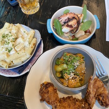 Ben Paris - Fried chicken was salty but had a good chili spicy taste. Mac and cheese salty and nothing special just pasta and added sauce. - New American Near Me - Seattle, Washington Ben Paris - Fried chicken was salty but had a good chili spicy taste. Mac and cheese salty and nothing special just pasta and added sauce. - New American Near Me - Seattle, Washington