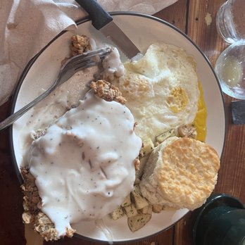 Hooper's - Chicken fried steak and eggs - Breakfast & Brunch Near Me - Kingsland, Texas Hooper's - Chicken fried steak and eggs - Breakfast & Brunch Near Me - Kingsland, Texas