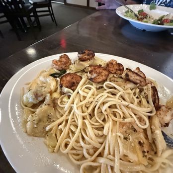Italiano's - Blackened shrimp scampi - delicious! - Italian Near Me - Pearland, Texas Italiano's - Blackened shrimp scampi - delicious! - Italian Near Me - Pearland, Texas