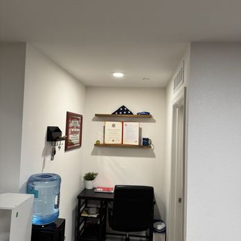 The Silvergate - Office area - Apartments Near Me - Brentwood, California