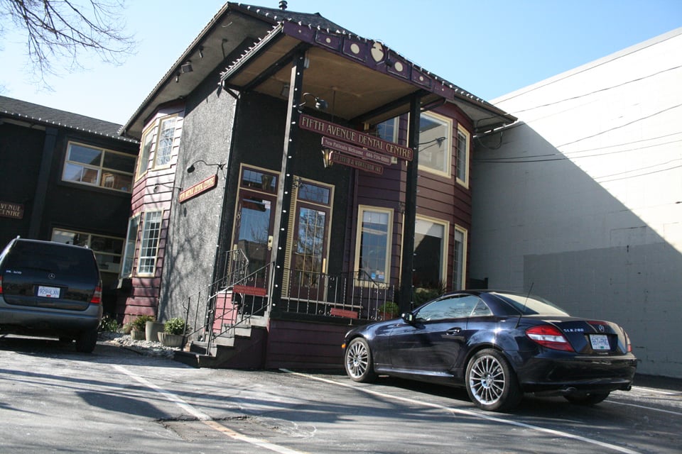 FIFTH AVENUE DENTAL CENTRE Updated October 2024 1808 W 5th Avenue