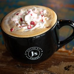 house of Js coffee - Candy Cane Latte
