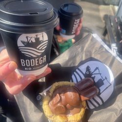 Bodega Coffee - Flat White and Chocolate Chip Cookie