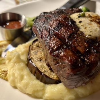 Boston House - Wagyu Sirloin - Landmarks & Historical Buildings Near Me - Fort Pierce, Florida