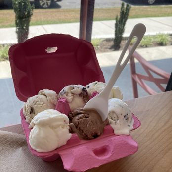 Wandering Cone Creamery - Ice cream flight. - Ice Cream & Frozen Yogurt Near Me - Wilmington, North Carolina Wandering Cone Creamery - Ice cream flight. - Ice Cream & Frozen Yogurt Near Me - Wilmington, North Carolina