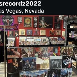 CS RecordZ - Vinyl, T-shirts, books, CD's, artwork