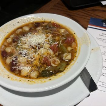 Olive Garden Italian Restaurant - Minestrone - Italian Near Me - Hampton, Virginia Olive Garden Italian Restaurant - Minestrone - Italian Near Me - Hampton, Virginia