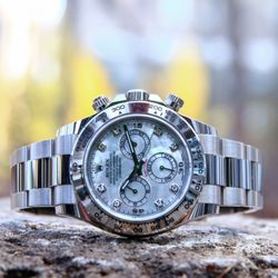Watchfinder