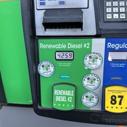 The Roseville 76 Station - Cheap diesel! Price reflects the 30c/gallon discount by paying via the Fuel Forward 76 app