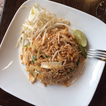 Spice - Pad Thai Lunch Portiom - Thai Near Me - New York, New York Spice - Pad Thai Lunch Portiom - Thai Near Me - New York, New York
