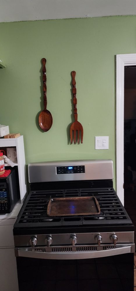 Slide of Guner's General Gigs