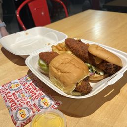 Dave's #2 2 Sliders w/ Fries Dave's #2 2 Sliders w/ Fries