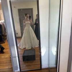 Taiye Custom Tailoring and Alterations - Before and after pic of the work that was done on my dress!! Wonderful service and I am SO pleased with how my dress came out!