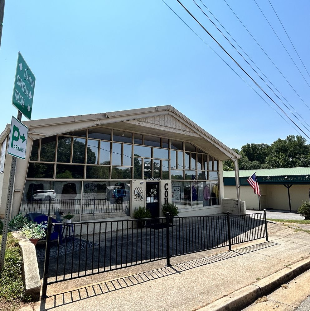 CIRCLE OF HOPE CLARKESVILLE THRIFT STORE Updated July 2024 506 Monroe St, Clarkesville