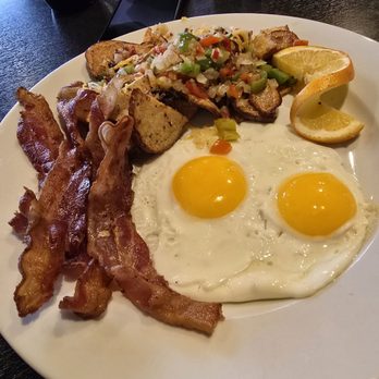 Aromas - Bacon & Eggs breakfast - Buffets Near Me - Fresno, California