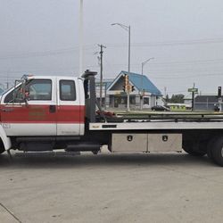 Divergent Towing And Transportation