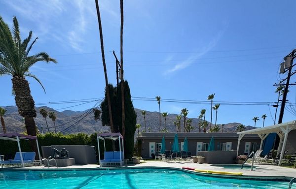 Inndulge Palm Springs by null