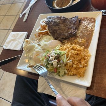 Tacos La Revancha - Chilaquiles Carne Asada - Mexican Near Me - Long Beach, California Tacos La Revancha - Chilaquiles Carne Asada - Mexican Near Me - Long Beach, California