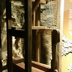 Grottoneum - Förderanlage