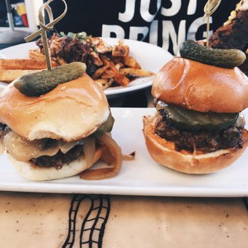 The Attic - Attic sliders (happy hour) - Breakfast & Brunch Near Me - Long Beach, California