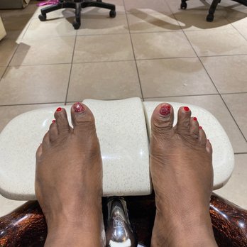 Diamond Nails & Spa - Nail Salons Near Me - Tampa, Florida