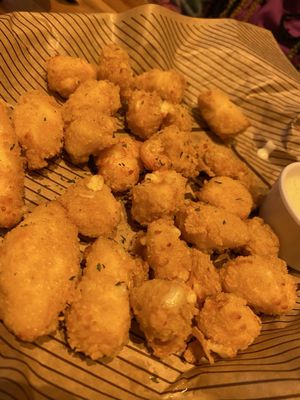 Cheddar's Scratch Kitchen by null