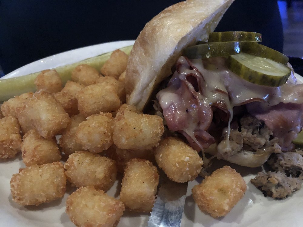 SIDELINES SPORTS PUB AND GRILL 36 Photos & 47 Reviews Sports Bars