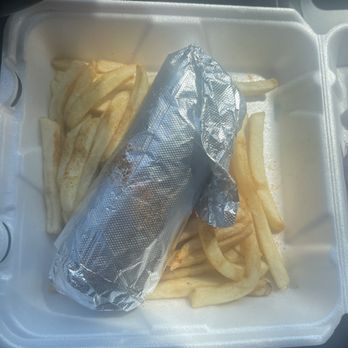 Tarboosh Gyro Grill - Sandwich & fries - Mediterranean Near Me - Richardson, Texas