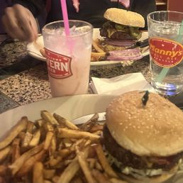 MALIBU BEACH COLADA, spicy burger, bacon cheddar burger MALIBU BEACH COLADA, spicy burger, bacon cheddar burger