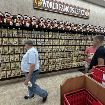 Buc-ee’s - Jerky - Gas Stations Near Me - Sevierville, Tennessee Buc-ee’s - Jerky - Gas Stations Near Me - Sevierville, Tennessee