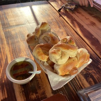 Noli's Vite - Garlic and Olive Oil - Pizza Near Me - New Braunfels, Texas Noli's Vite - Garlic and Olive Oil - Pizza Near Me - New Braunfels, Texas