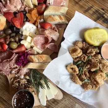 Il Gatto - Perfect date spot - Italian Near Me - La Habra, California Il Gatto - Perfect date spot - Italian Near Me - La Habra, California