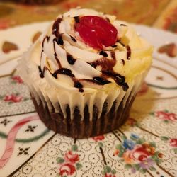 Q’s Cakes and Sweets Boutique - Chocolate cupcake.