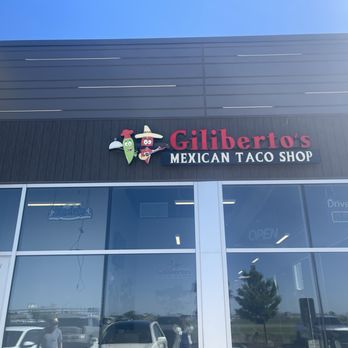 Gilberto's Mexican Taco Shop - Entryway - Mexican Near Me - Altoona, Iowa Gilberto's Mexican Taco Shop - Entryway - Mexican Near Me - Altoona, Iowa